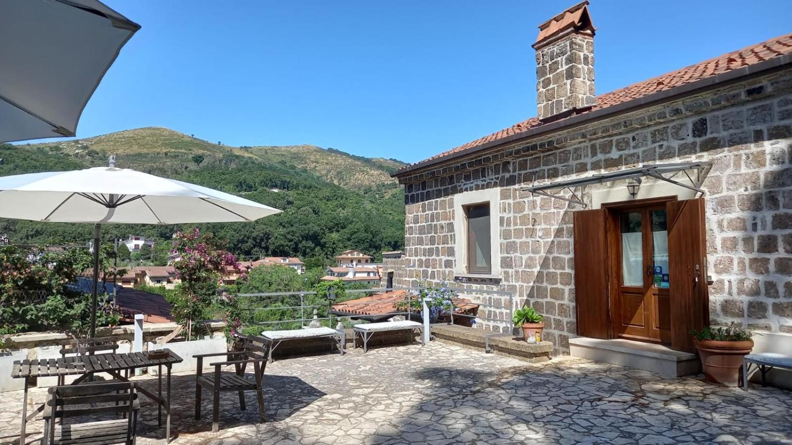 B&B Al Dosello Caserta Eksteriør billede